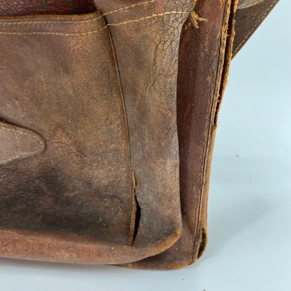 Vintage Emmet California Brown Leather Messenger Bag Distressed Cowhide USA Made